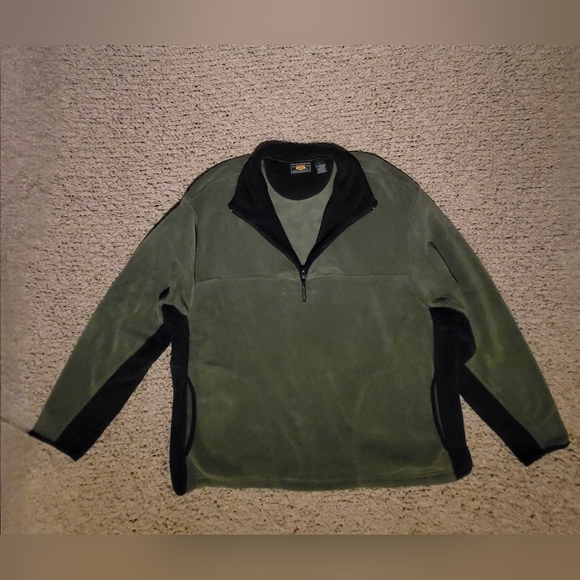 Route 66 Other - 🔥🔥HP🔥🔥3-16-25🔥🔥NWOT MENS ROUTE 66 FLEECE PULLOVER GREEN AND BLACK SIZE L